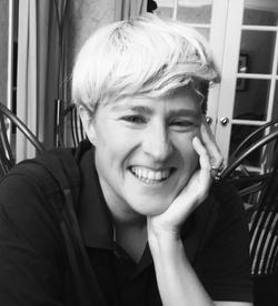 Liz Nielsen Liz Nielsen