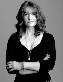 Photo of Karen Finley.