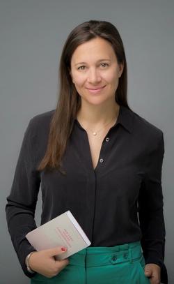 Photo of Stephanie Buhmann